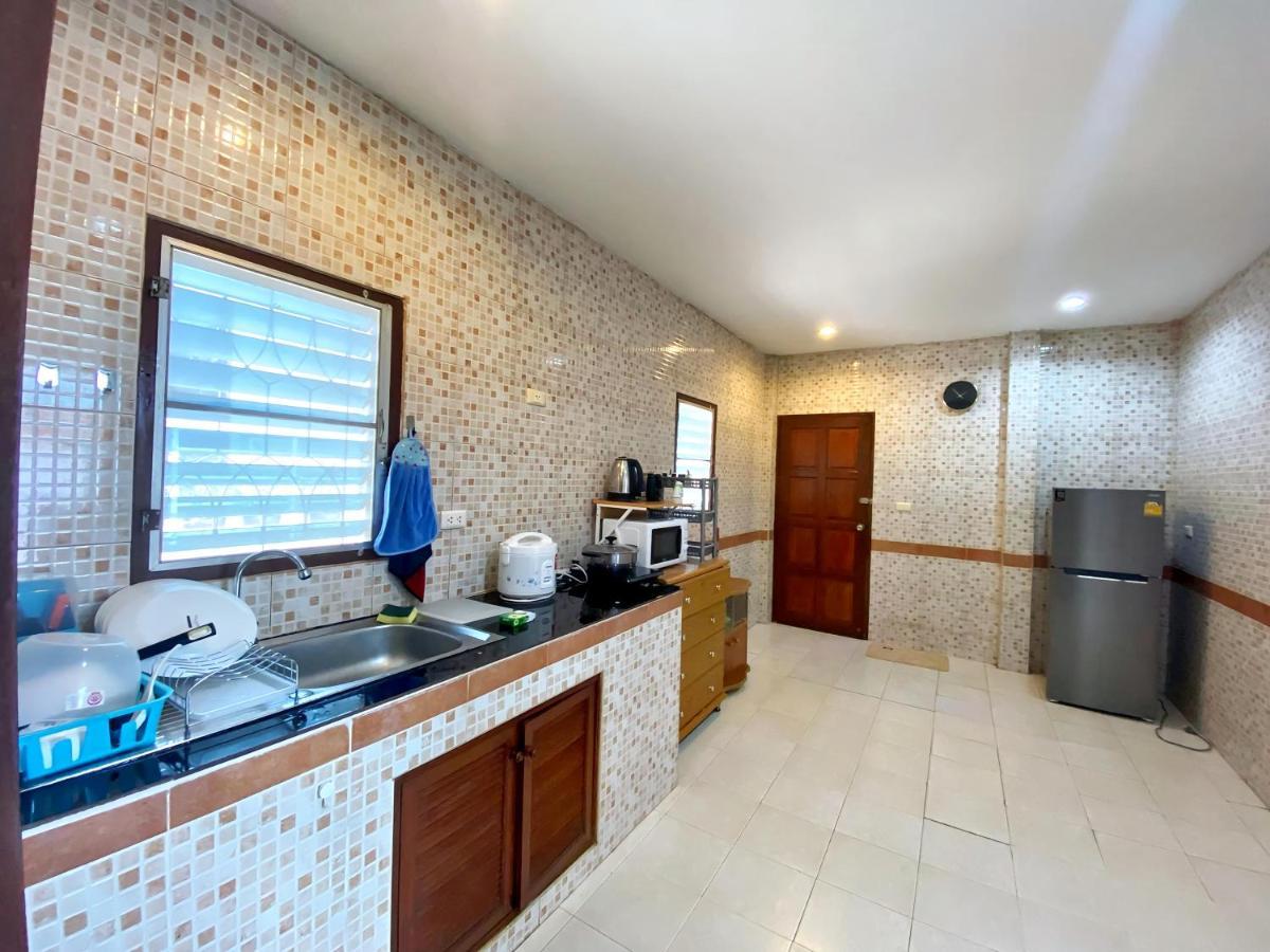 Holiday home 2-bedrooms Cozy House With Free Wi-fi #2 *